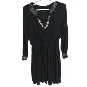 Torrid black long sleeve dress with low v neck and string tie woman size 1X (1)